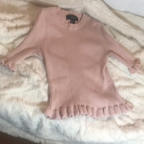 “FORVEVER 21” Pale Pink Ruffled Ladies Top. - Picture 6 of 7